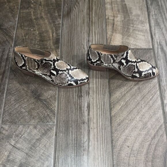 Madewell Brown leather Ankle 2”Boots Sleek Modern reptile Design - Picture 3 of 5